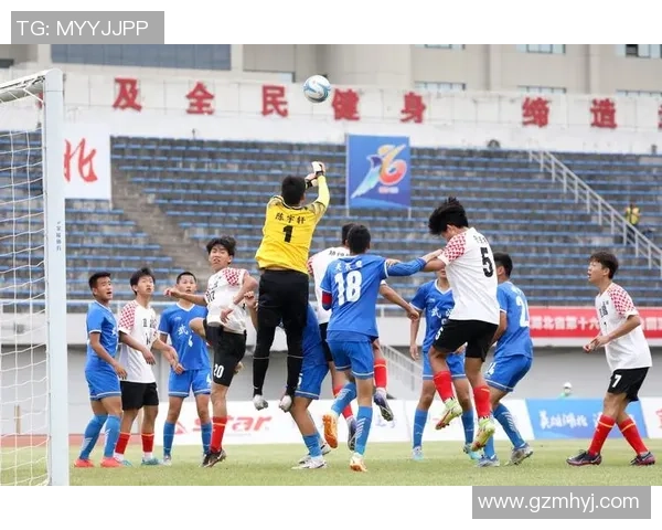 武汉足球队的蜕变之旅：从低谷到冠军赛的辉煌历程